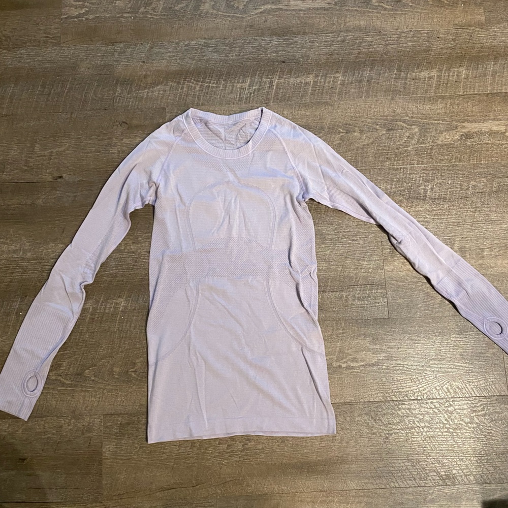 Lululemon purple run swiftly long sleeve size 4